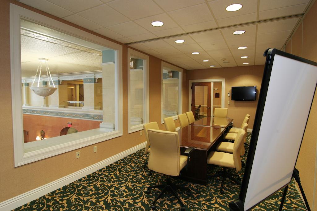 Charley Creek Inn Wabash Екстериор снимка