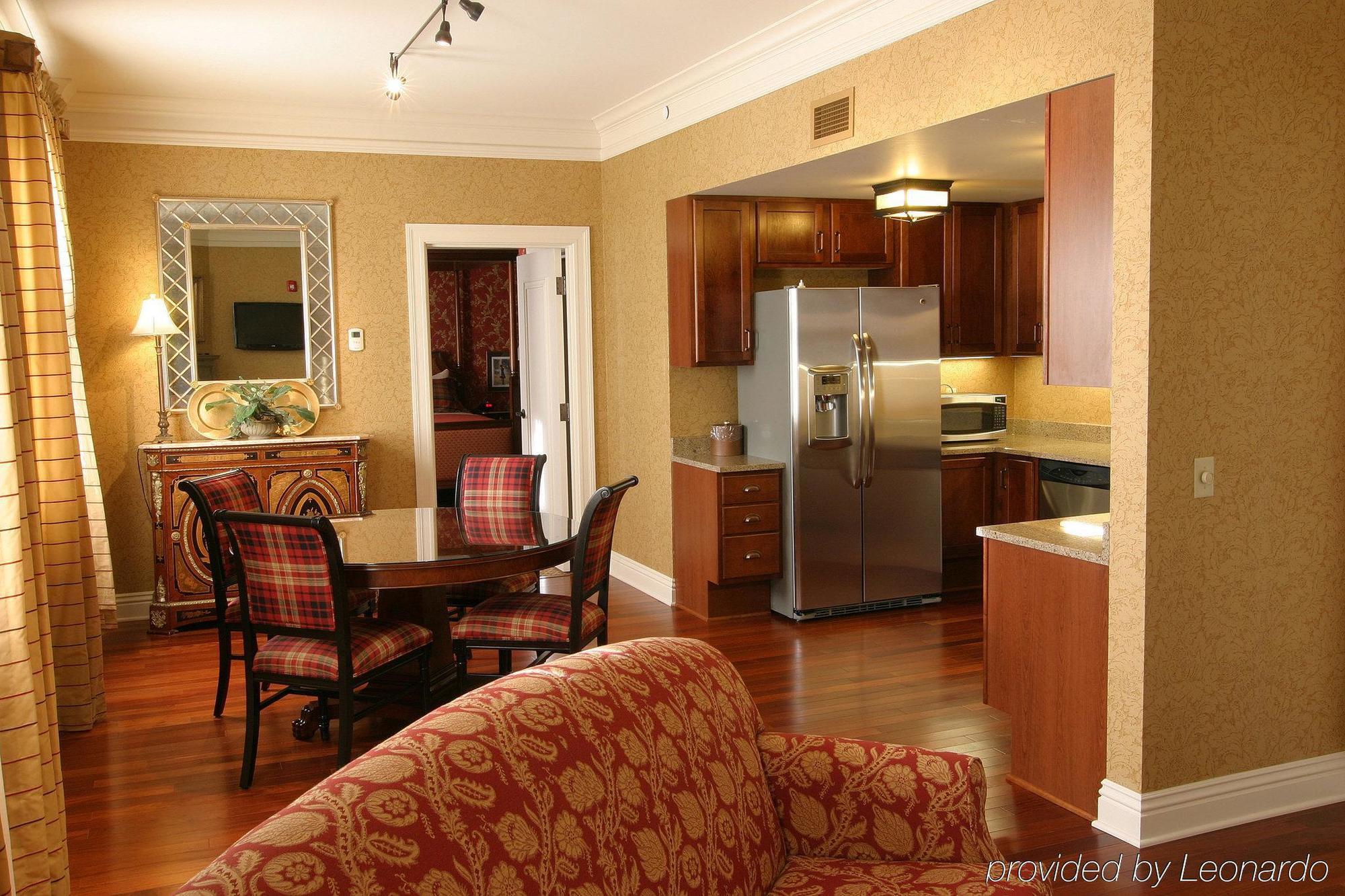 Charley Creek Inn Wabash Екстериор снимка