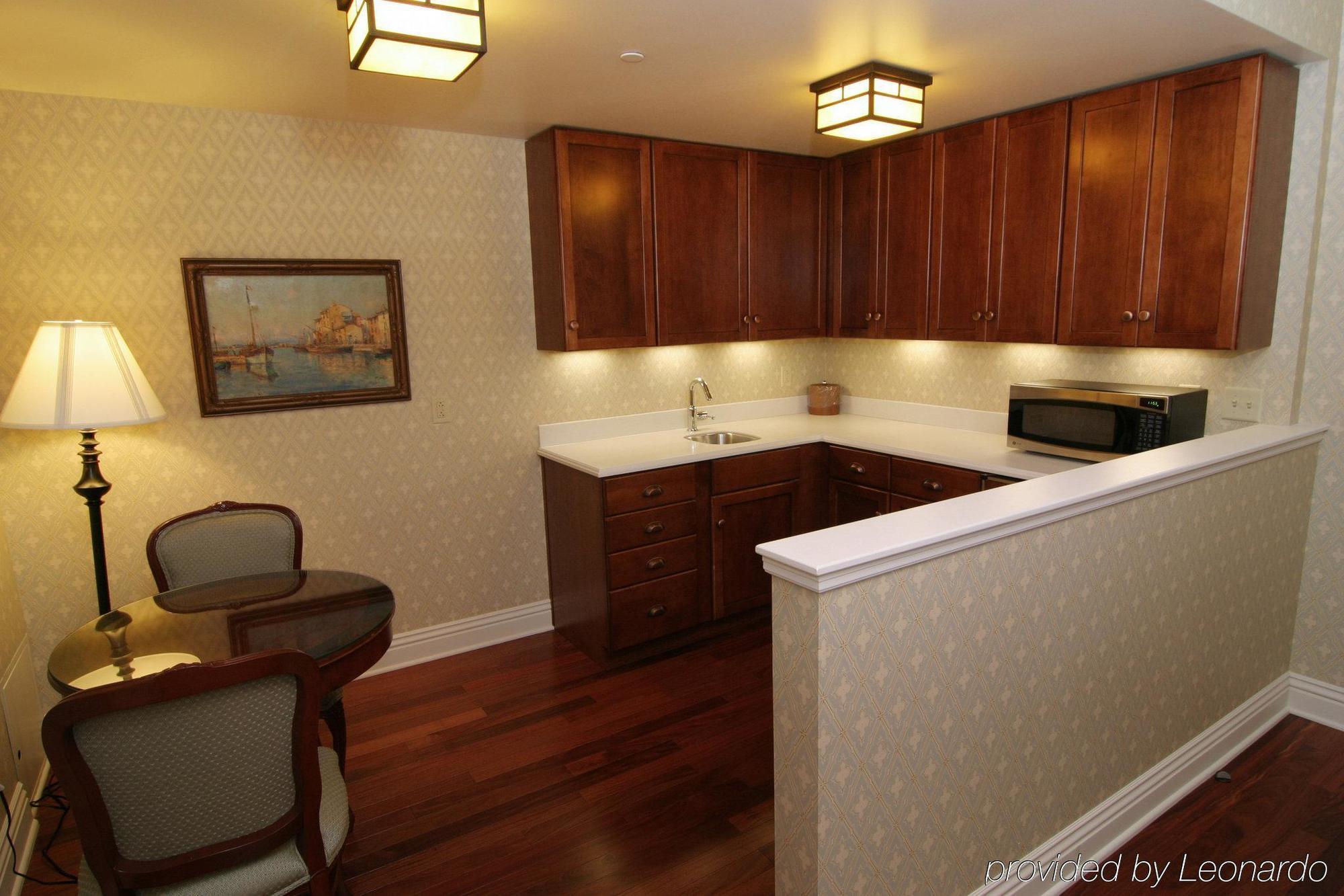 Charley Creek Inn Wabash Екстериор снимка