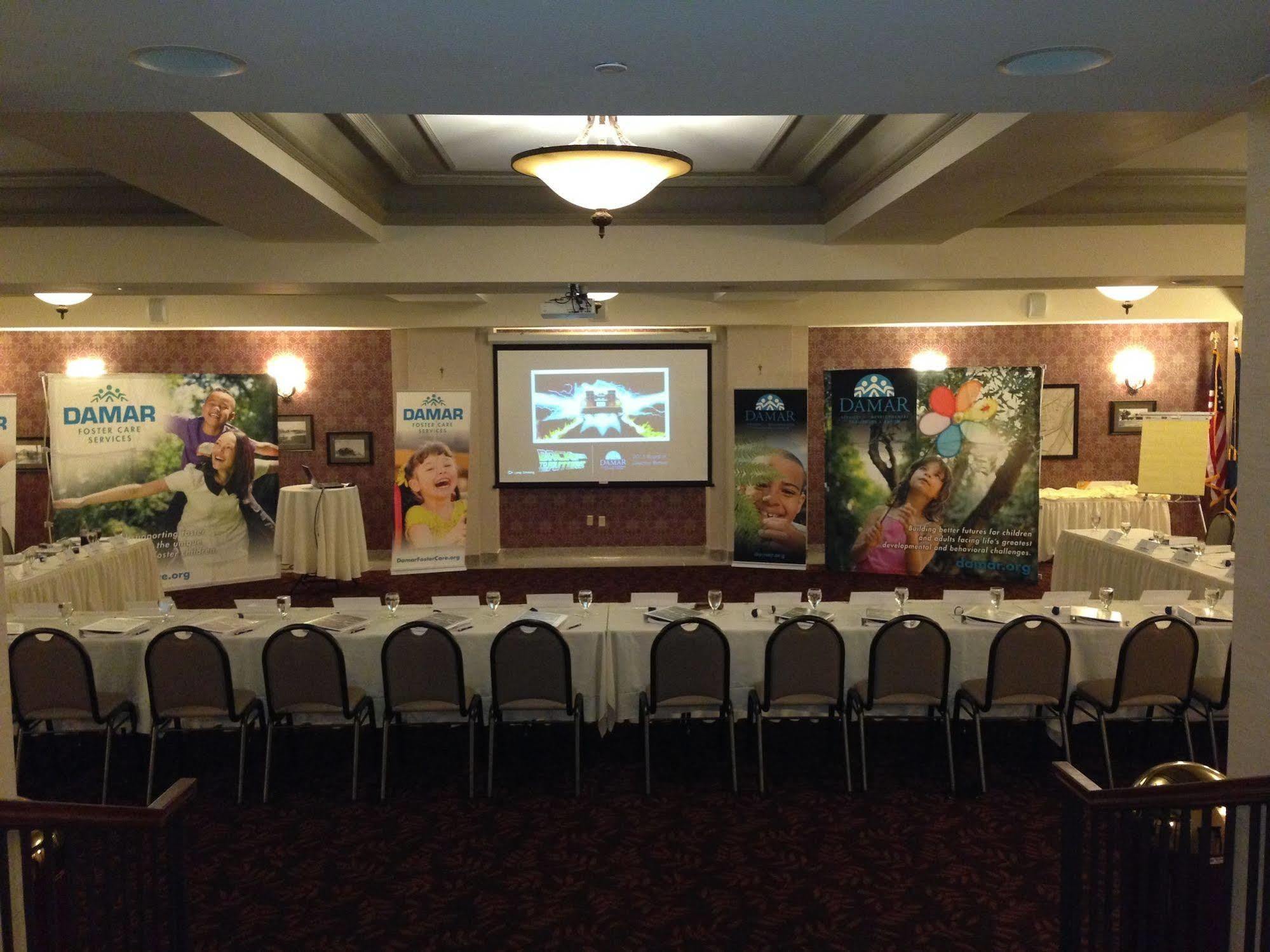 Charley Creek Inn Wabash Екстериор снимка
