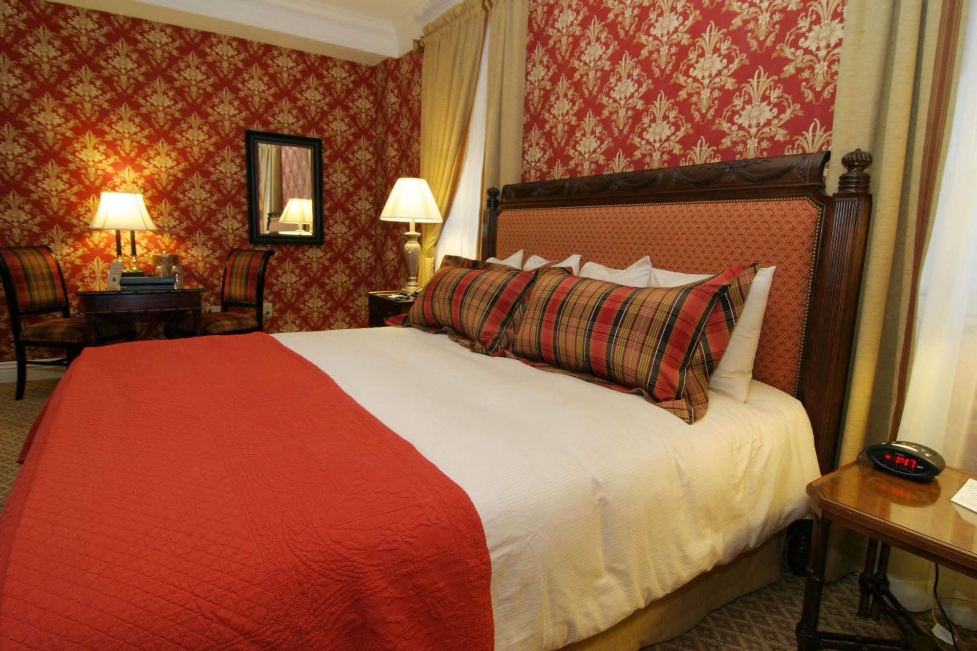 Charley Creek Inn Wabash Стая снимка